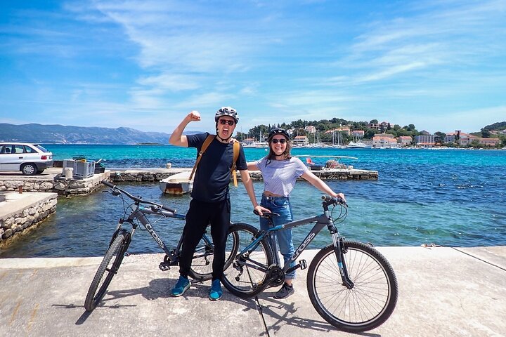 Bike and Wine Korcula Adventure - Half Day Guided Bike Tour