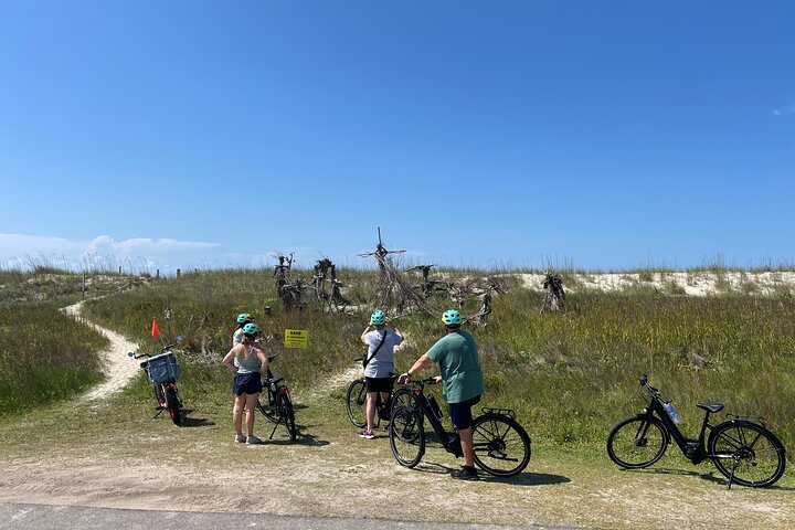 Guided E-Bike History Tour of Oak Island