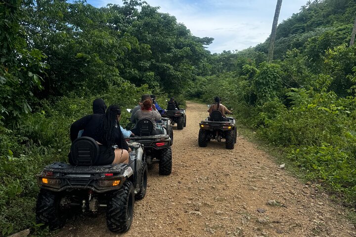 FourWheel Adventure Tours The Earths