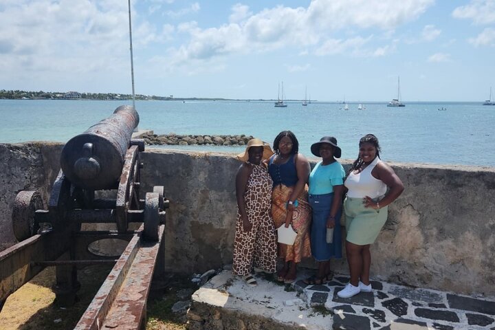 ATV Half Day City Tour in Nassau: Guided Tour With Free Samples