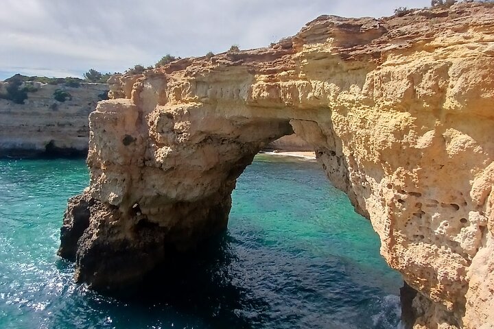 E-Bike Tour: Sete Vales Suspensos Trail (Marinha and Benagil)