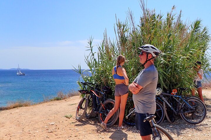 Bike and Wine Korcula Adventure - Half Day Guided Bike Tour