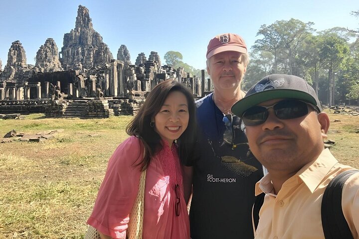 Day trip Phnom Penh to Siem Reap & Return back