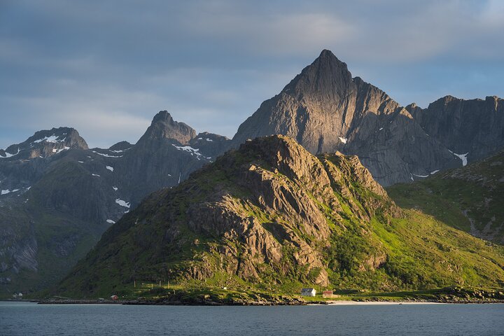 Private Lofoten Islands Sightseeing Tour with Local Guide