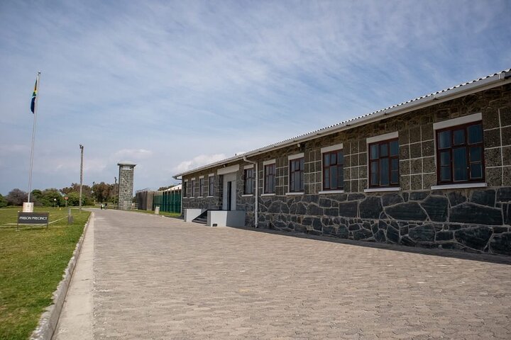 Robben Island and Prison Guided Tour with Ferry Ticket