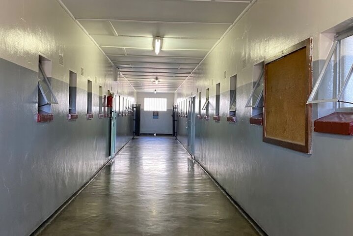 Robben Island and Prison Guided Tour with Ferry Ticket