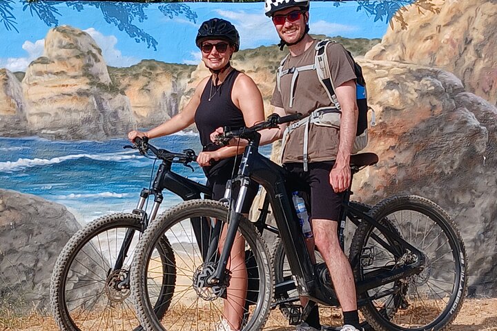 E-Bike Tour: Sete Vales Suspensos Trail (Marinha and Benagil)