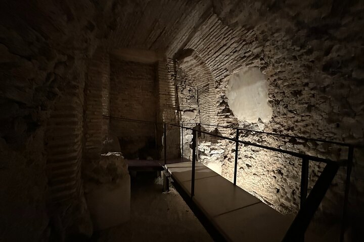 Toledo Underground Tour Visit Roman Baths and Private Cellars
