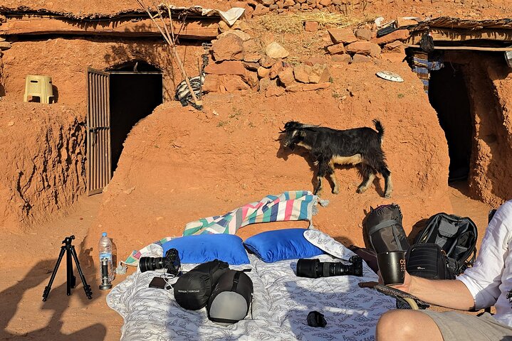 Hike & Overnight With Nomads Families