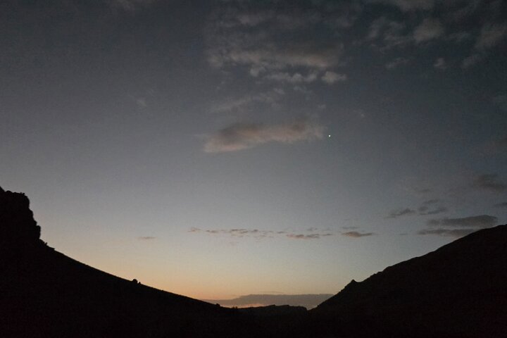 Hike & Overnight With Nomads Families