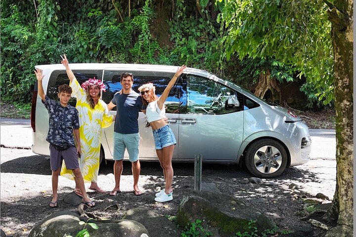 Tahiti, 4h30 Guided Tour, East and West Coast of Tahiti Nui