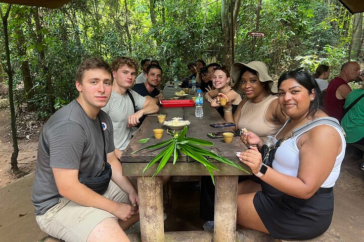 Cu Chi Tunnels and Mekong Delta VIP Tour by Limousine