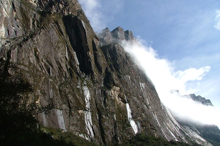Laguna 69 Day Trek
