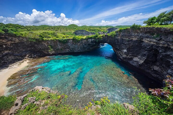 Full Day Nusa Penida Island with Snorkeling from Bali