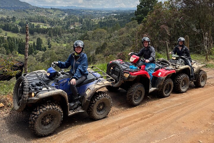 “Exclusive Mountain Escape : ATV Tour from Medellin with lunch