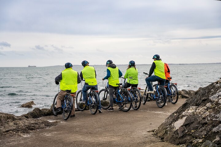 Harbour to Market Cobh to Cork Electric Bike Tour