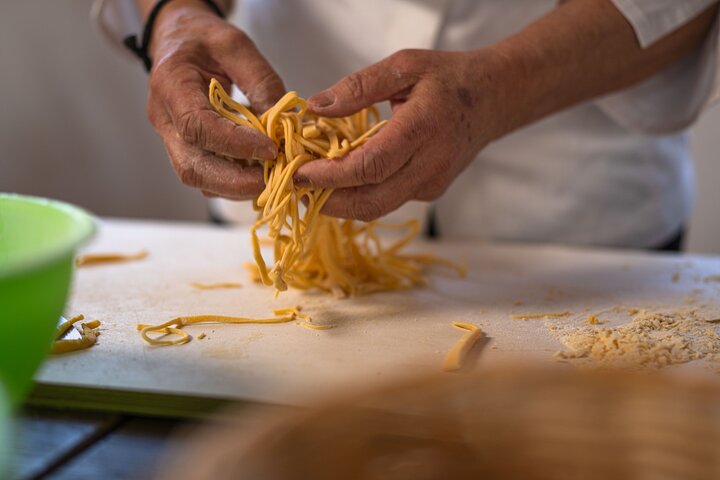 Truffle Hunting, Cooking Class & Gourmet Lunch in Siena, Tuscany