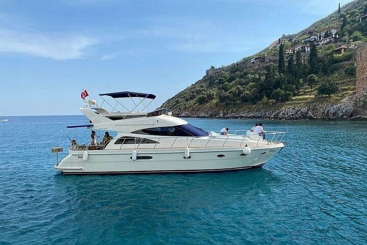 Private Yacht Tour in Kemer Exclusive Experience