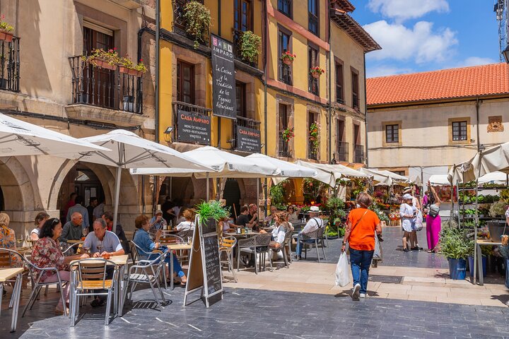 Private Tour Historic Center of Oviedo