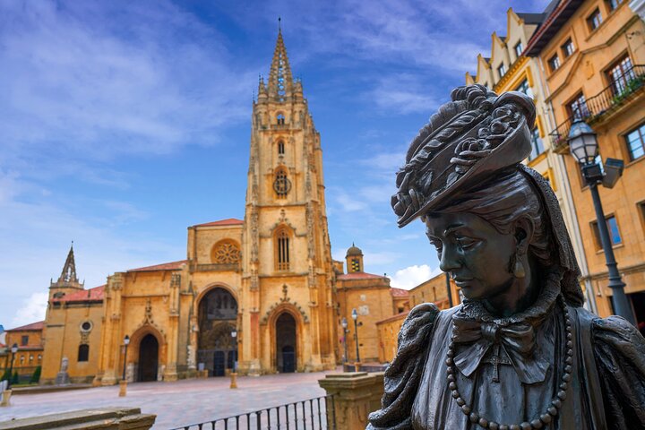 Private Tour Historic Center of Oviedo