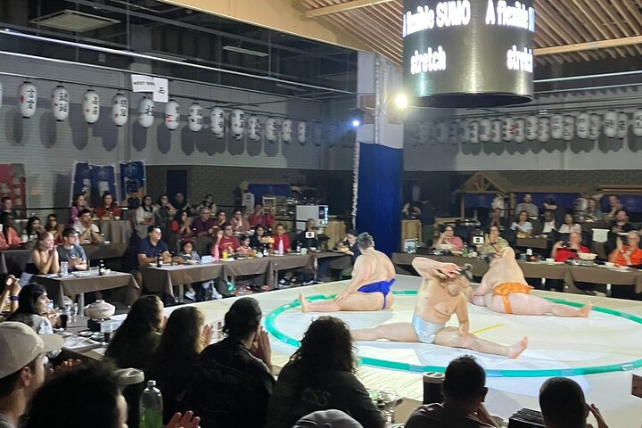 Osaka Sumo Experience: Live Show, Try Sumo & Hot Pot Meal
