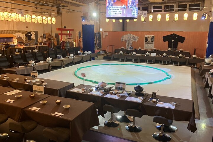 Osaka Sumo Experience: Live Show, Try Sumo & Hot Pot Meal
