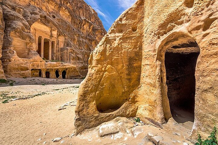 3-Hour Private Petra Tour: Siq, Treasury & Qasr Al-Bint
