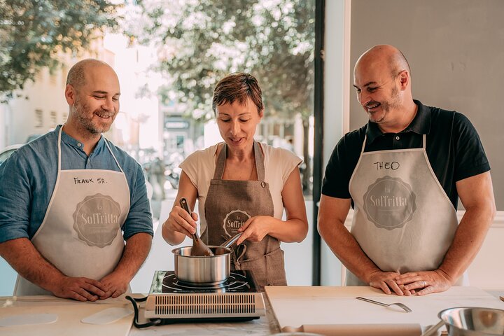 Bologna: Fresh Pasta, Ragu, Lasagna and Gelato Cooking Class