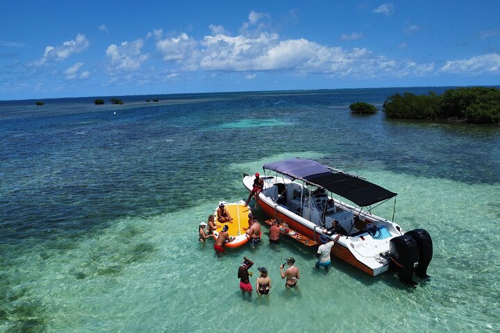 Boat Tour with Lunch in the Water in Guadeloupe Lagoon