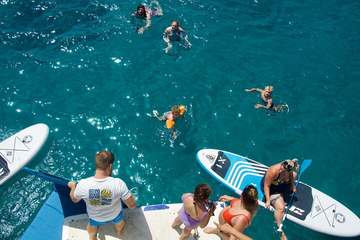 Formentera Boat Tour Experience with Snorkeling and Lunch