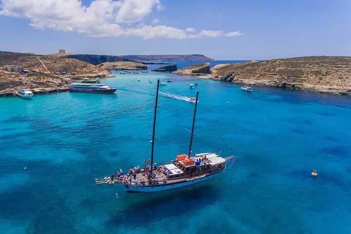 Comino, Crystal Lagoon and the Blue Lagoon Cruise from Sliema