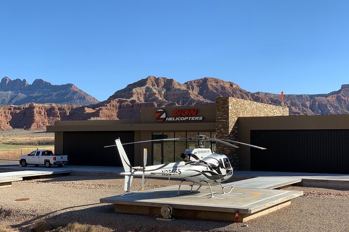 35 Mile - Zion National Park Panoramic Helicopter Flight