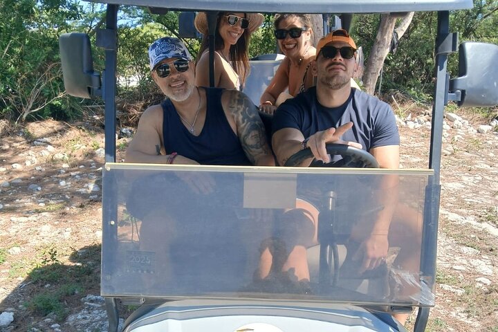 PRJ Golf cart rental in Grand Turk