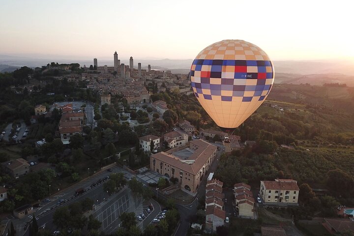 Tuscany Hot Air Balloon Flight Over Chianti and Siena