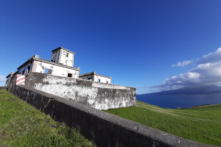 Exploring Faial Full Day 4WD Tour