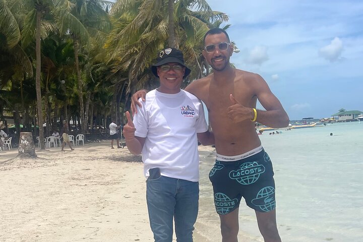 Santo Domingo Top: 3 Eyes, Light House, Boca Chica Beach & Lunch