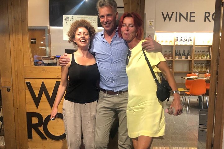 Food and Wine Walking Tour of Pescara with 5 Tastings