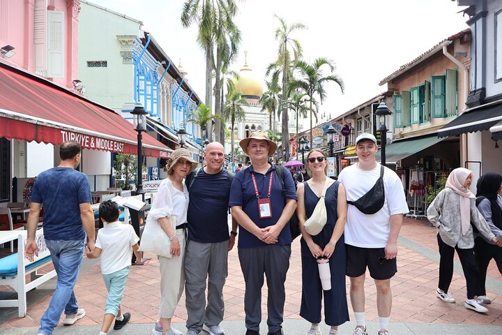 4-hour Chinatown, Little India, and Arab Street Walking Tour
