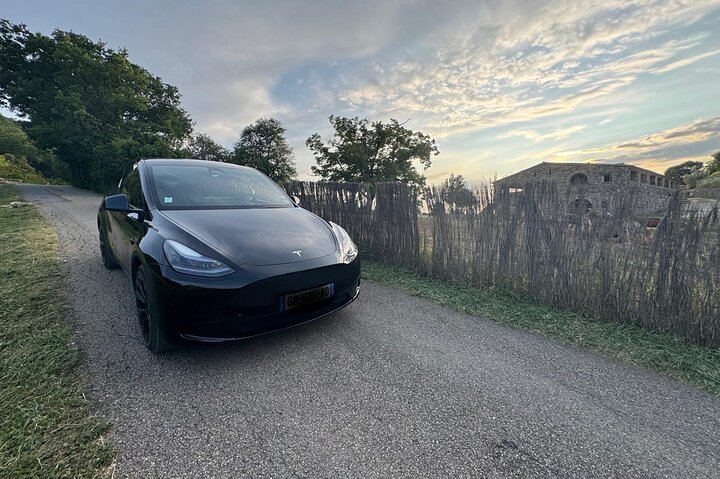 Marseille Airport transfer for Cassis hotel and apartment