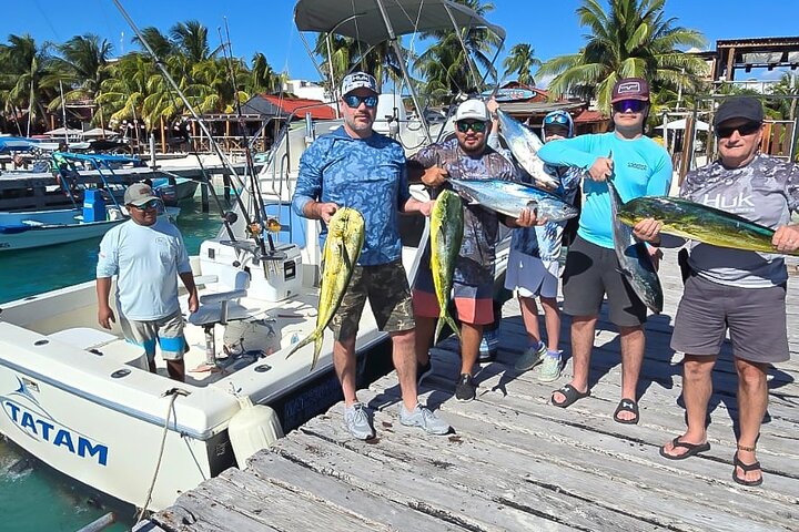 Private Deep Sea Fishing Tour in Isla Mujeres and Cancun