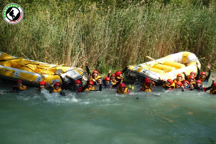 Rafting activity in Teruel