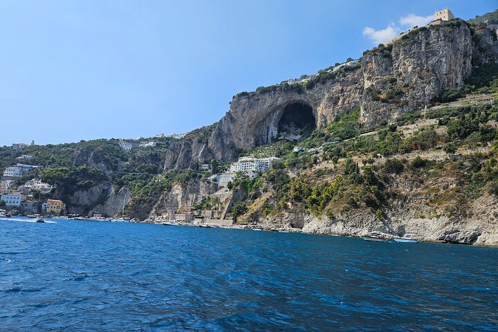 Experience the Magic of the Coast from the sea: Maiori & Amalfi in Positano