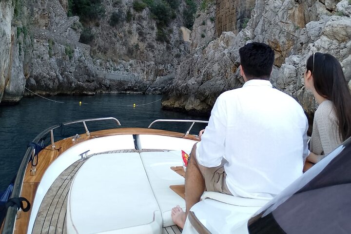 Experience the Magic of the Coast from the sea: Maiori & Amalfi in Positano