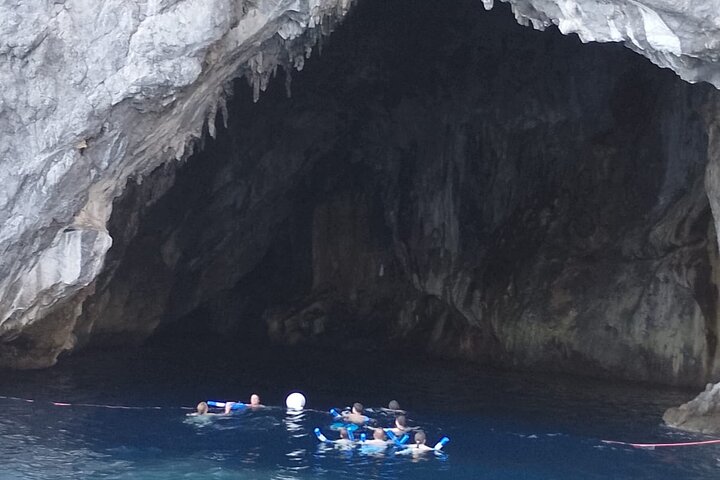 Experience the Magic of the Coast from the sea: Maiori & Amalfi in Positano