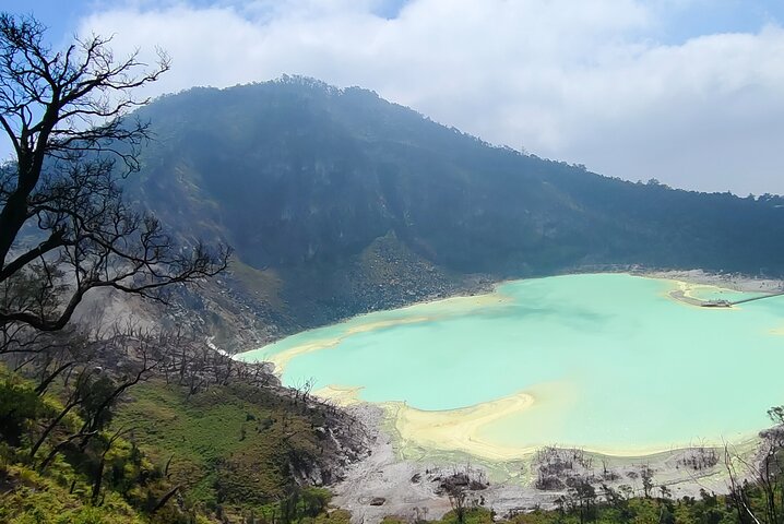 Kawah Putih tour - Day trip Ticket etc all including