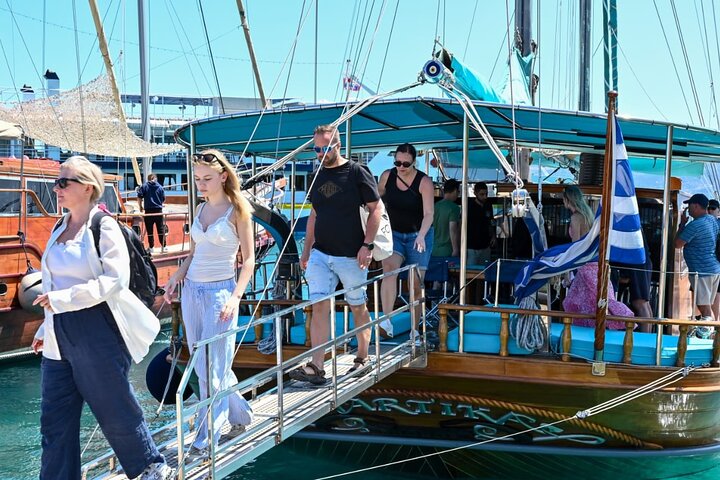 Athens cruise: Agistri, Moni/Metopi, Aegina with lunch & drinks