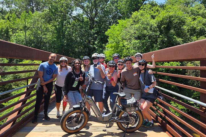 Raleigh Guided E-Bike Tour: Tacos, Margaritas, and History