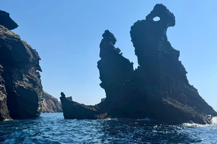 Lipari Private Boat Tour from Lipari, Salina Optional 4/8h