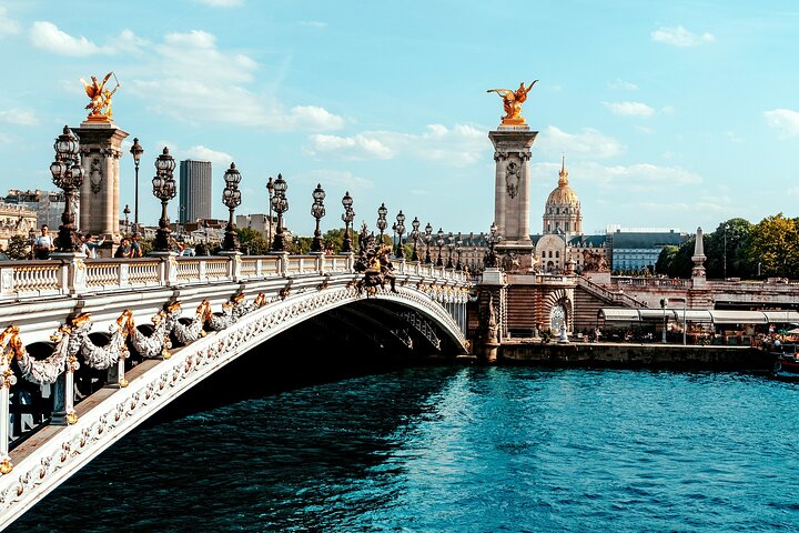Le Havre Shore Excursion: Private Day Trip to Paris