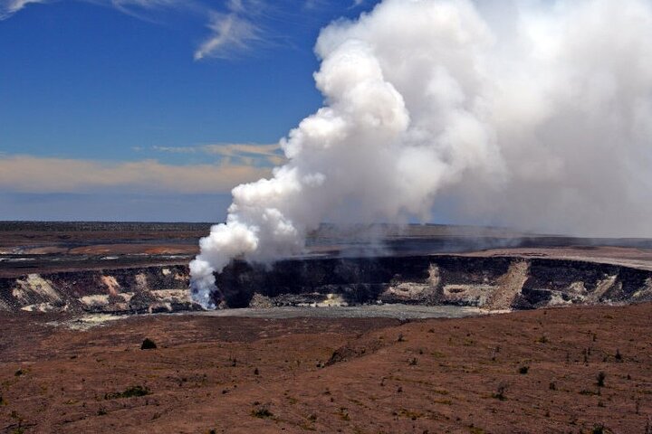 Big Island Scenic Tour: Volcano Hilo Town Waterfall Beach & Lunch